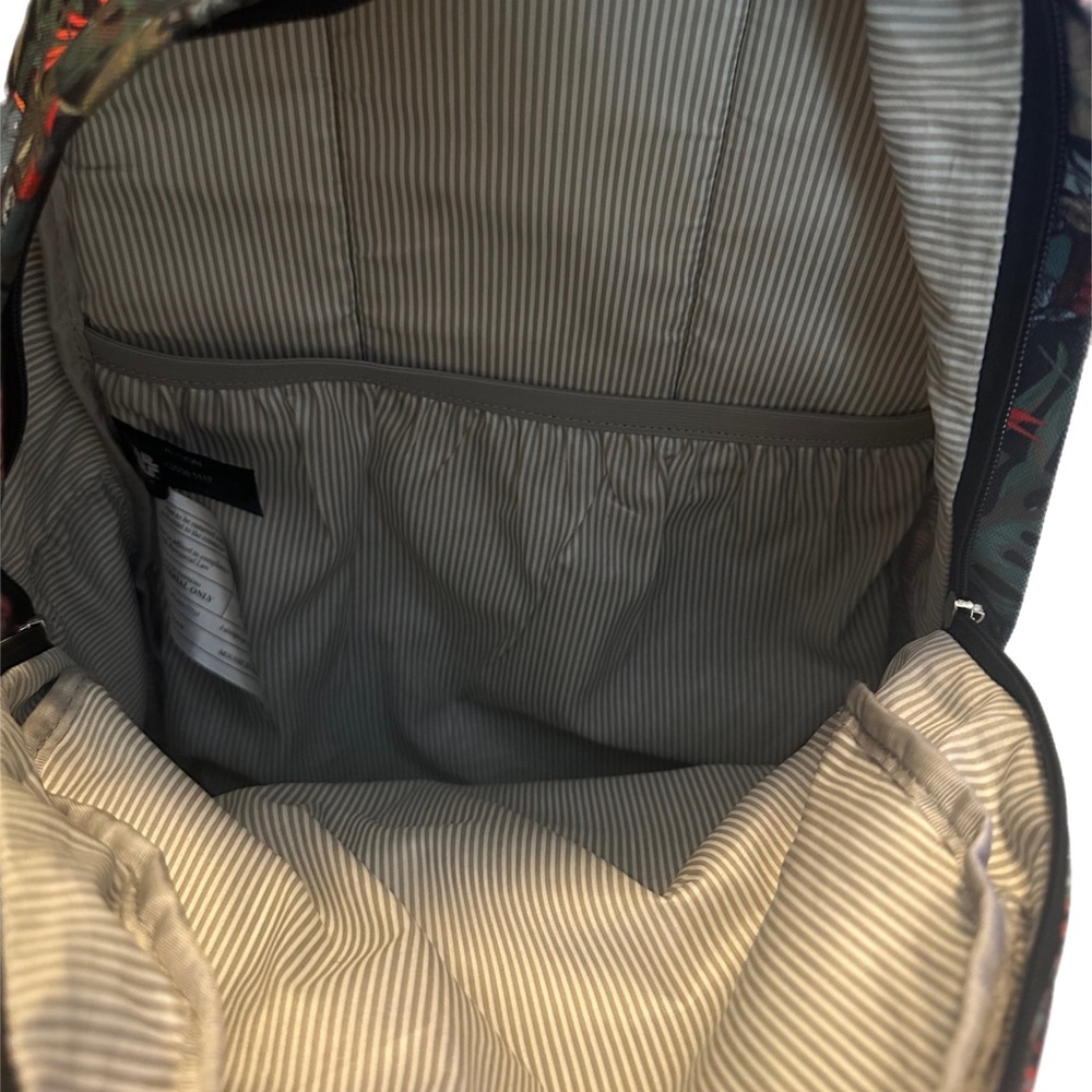StarWars Loungefly backpack‎ - Picture 5 of 8